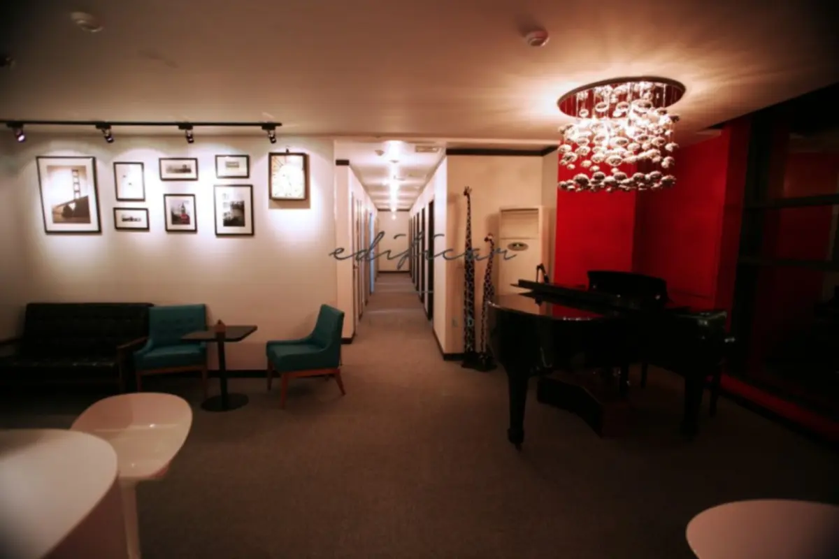 그랜드피아노가 빛나는 프리미엄 음악학원 인테리어